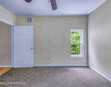 926 Madison Avenue - Photo Thumbnail 12