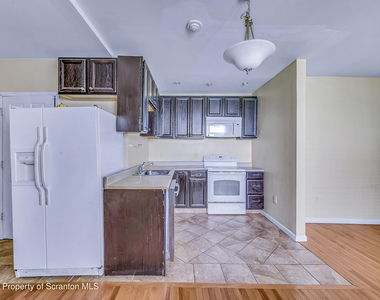 926 Madison Avenue - Photo Thumbnail 7