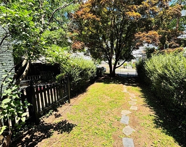 551 Park - Photo Thumbnail 9