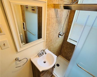 551 Park - Photo Thumbnail 23