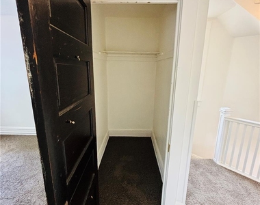 551 Park - Photo Thumbnail 29