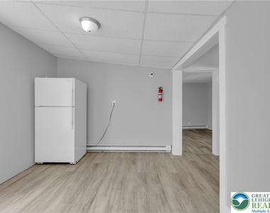 149 W Ridge Street - Photo Thumbnail 8