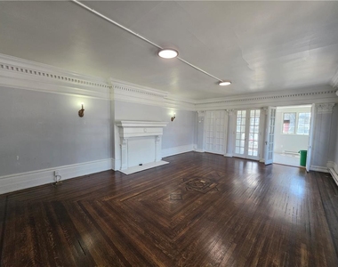 1451 W Turner Street - Photo Thumbnail 2