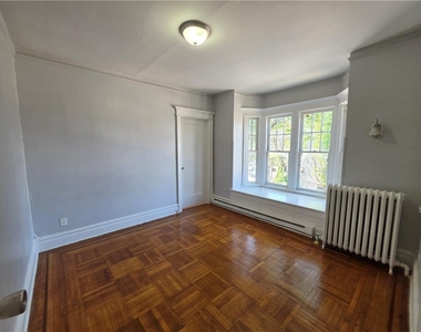 1451 W Turner Street - Photo Thumbnail 7