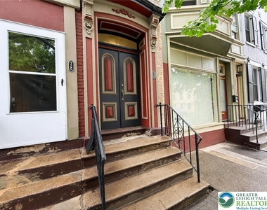 80 N 4th Street - Photo Thumbnail 1