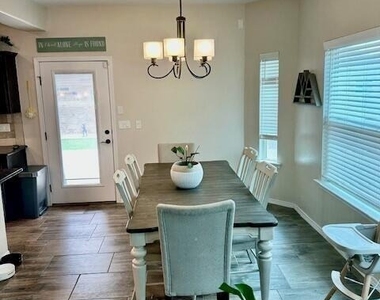 14920 Willie Worsley Avenue - Photo Thumbnail 6