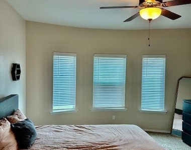 14920 Willie Worsley Avenue - Photo Thumbnail 10