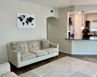 14920 Willie Worsley Avenue - Photo Thumbnail 5