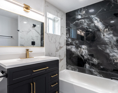 3221 N Stanton Street - Photo Thumbnail 34