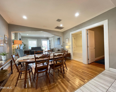 4415 Cumberland Avenue - Photo Thumbnail 8
