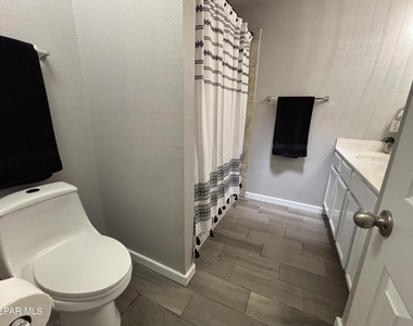 11008 Cattle Ranch Street - Photo Thumbnail 13