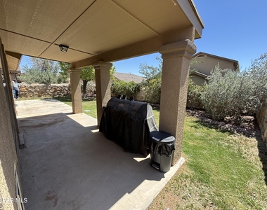 11008 Cattle Ranch Street - Photo Thumbnail 4