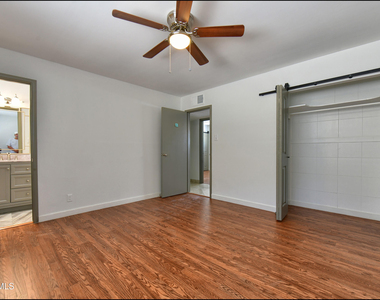 3807 Waymore Drive - Photo Thumbnail 12