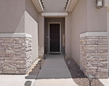 12863 Ivelet Court - Photo Thumbnail 3