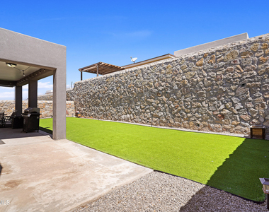 12863 Ivelet Court - Photo Thumbnail 27