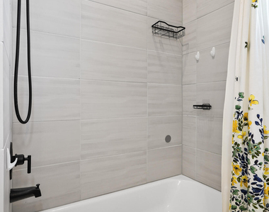 12863 Ivelet Court - Photo Thumbnail 20