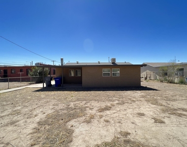 408 Ramona Avenue - Photo Thumbnail 5