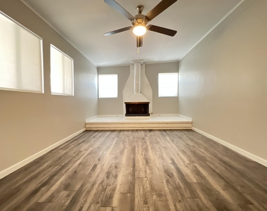 408 Ramona Avenue - Photo Thumbnail 12