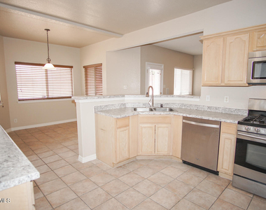 13717 Paseo De Fe Circle - Photo Thumbnail 6