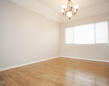 13717 Paseo De Fe Circle - Photo Thumbnail 4