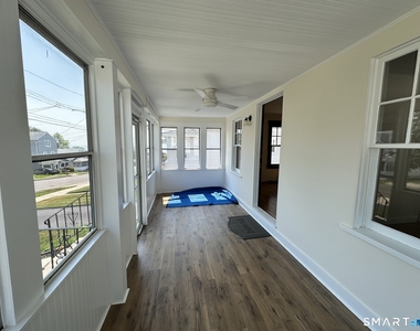 128 Grove Place - Photo Thumbnail 15