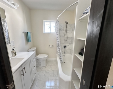 128 Grove Place - Photo Thumbnail 9