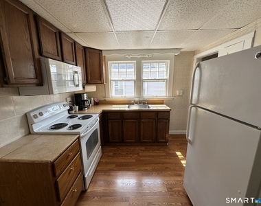 128 Grove Place - Photo Thumbnail 3