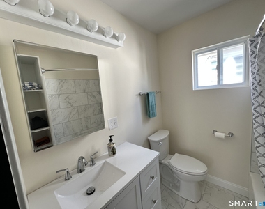 128 Grove Place - Photo Thumbnail 11