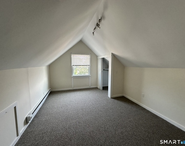 128 Grove Place - Photo Thumbnail 18