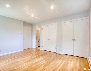 8 Ridge Place - Photo Thumbnail 12