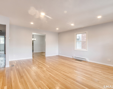 8 Ridge Place - Photo Thumbnail 4