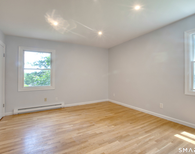 8 Ridge Place - Photo Thumbnail 15