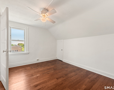 318 Suburban Avenue - Photo Thumbnail 30