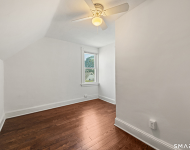 318 Suburban Avenue - Photo Thumbnail 27