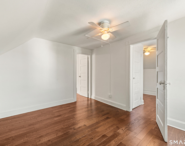 318 Suburban Avenue - Photo Thumbnail 31