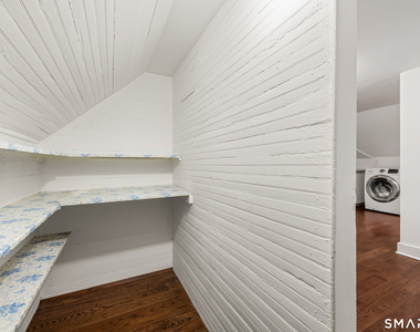 318 Suburban Avenue - Photo Thumbnail 16
