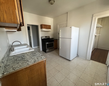 31-33 Hillhouse Avenue - Photo Thumbnail 5