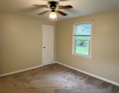 227 Spencer Street - Photo Thumbnail 11