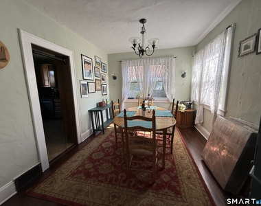 21 Elgin Avenue - Photo Thumbnail 12