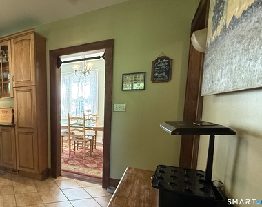 21 Elgin Avenue - Photo Thumbnail 10