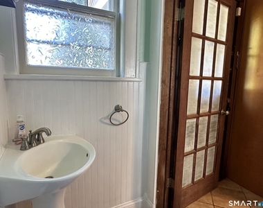 21 Elgin Avenue - Photo Thumbnail 11