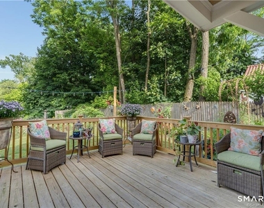 21 Elgin Avenue - Photo Thumbnail 2