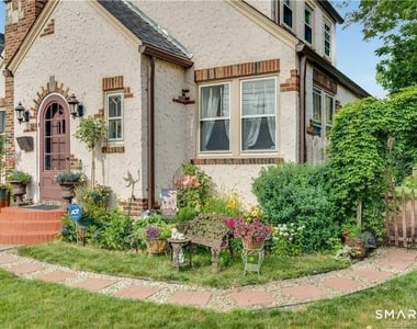 21 Elgin Avenue - Photo Thumbnail 1