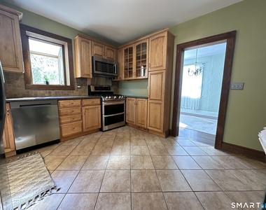 21 Elgin Avenue - Photo Thumbnail 9