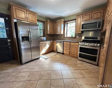 21 Elgin Avenue - Photo Thumbnail 8