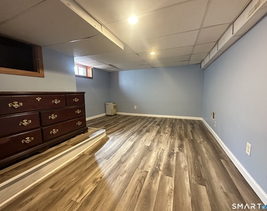 21 Elgin Avenue - Photo Thumbnail 33
