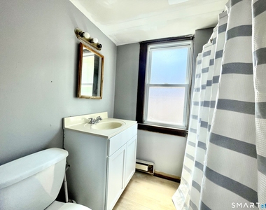146 Charles Street - Photo Thumbnail 7