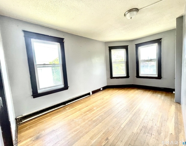 146 Charles Street - Photo Thumbnail 17