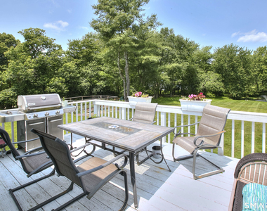 287 Greens Farms Road - Photo Thumbnail 4