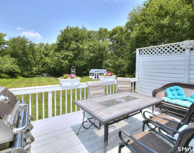 287 Greens Farms Road - Photo Thumbnail 20